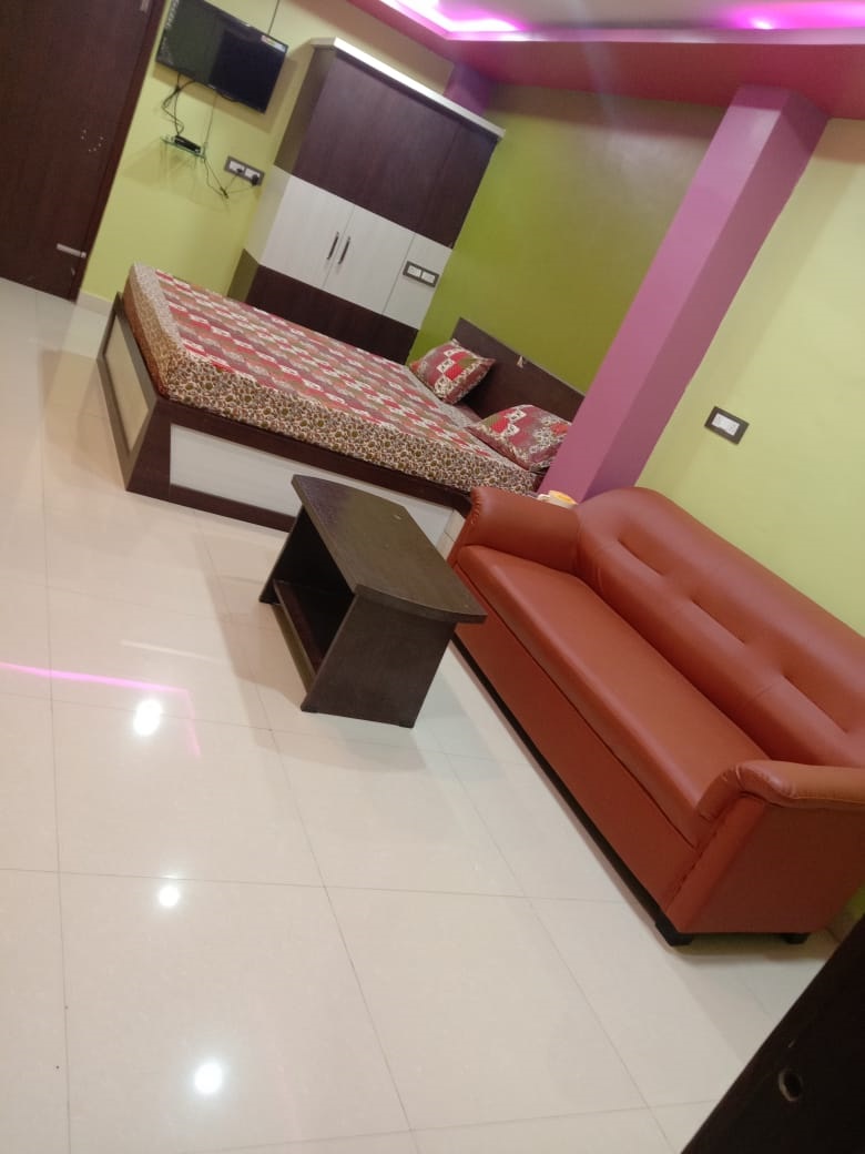 Room image description